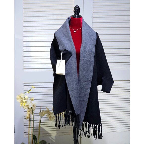NWT Katie Kape Women's Black Gray Reversible Cape Shawl Fringe One Size 2623 - Picture 3 of 12